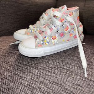 Little girls high top converse